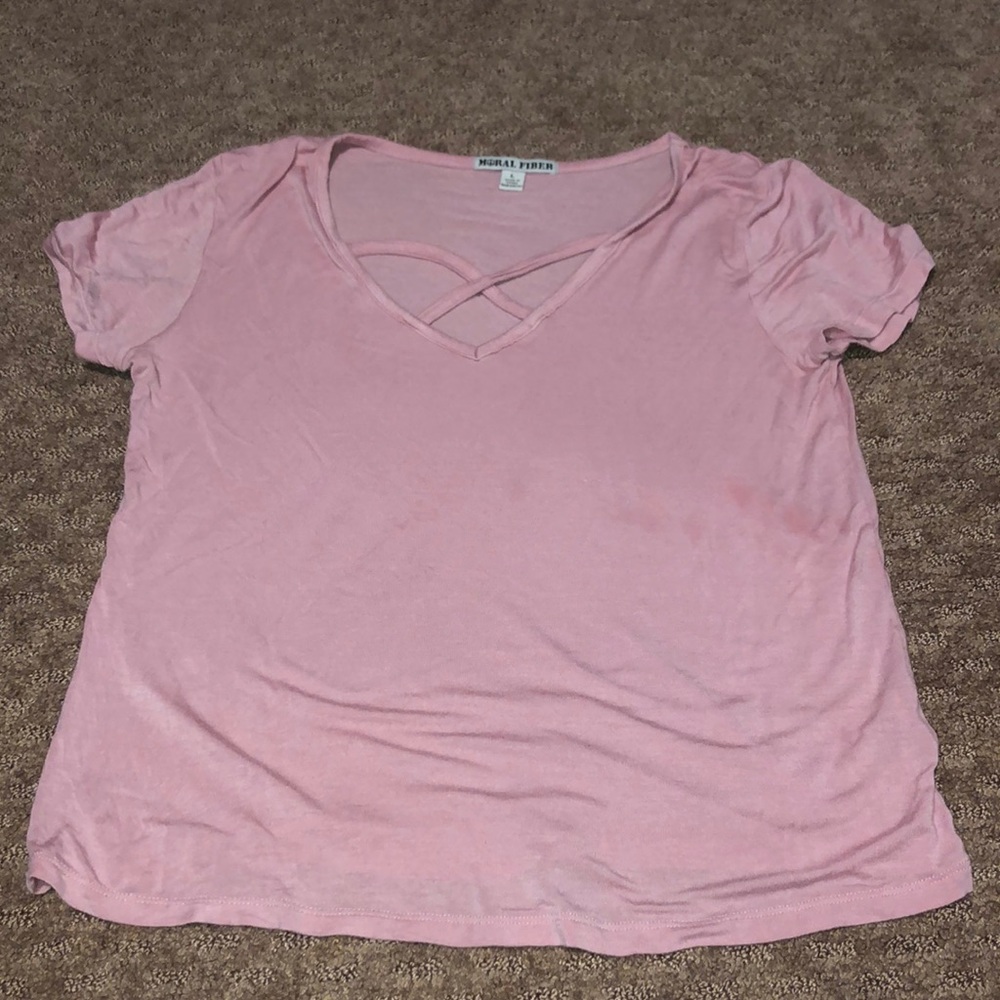 pink shirt